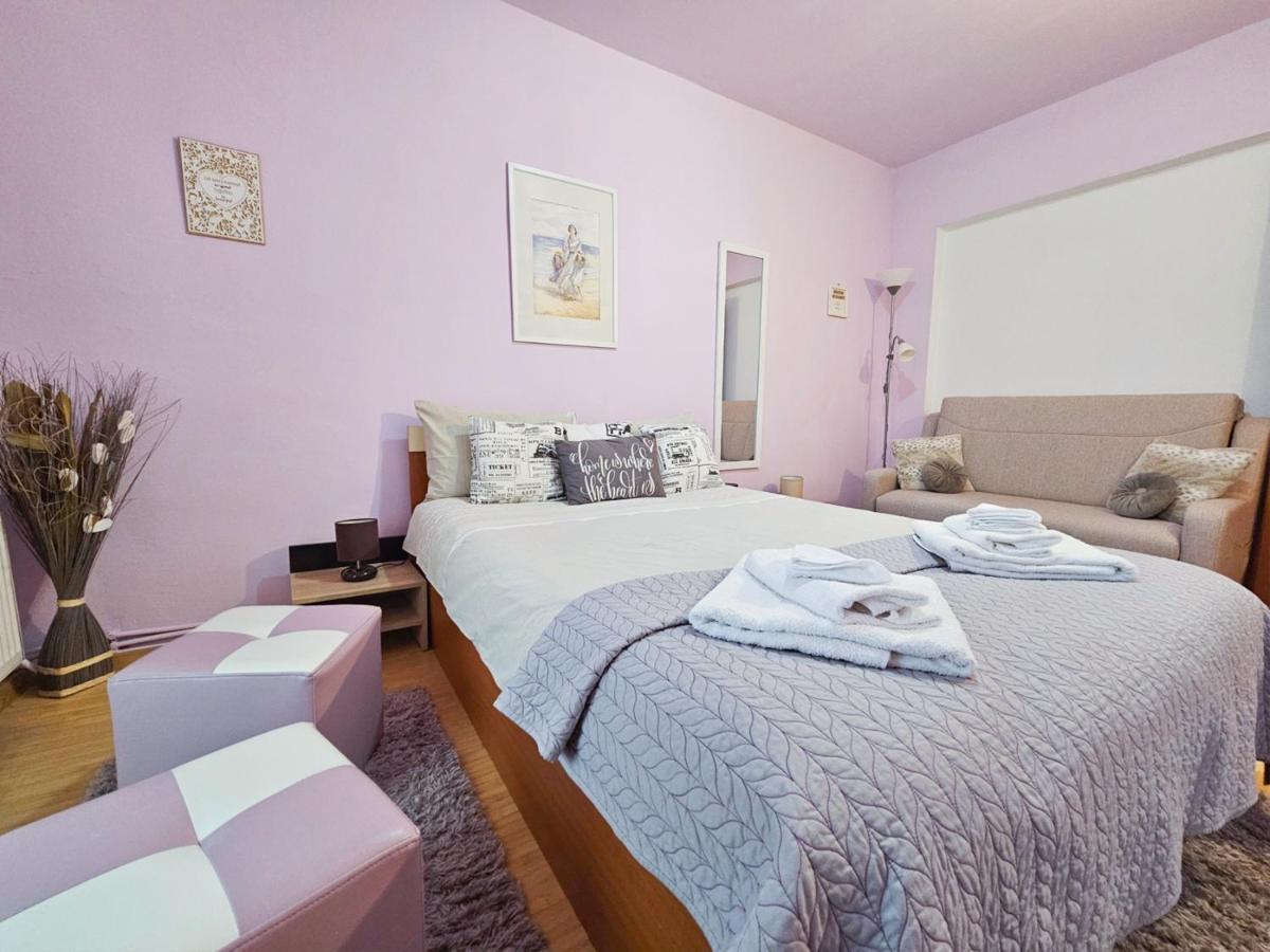 Central Park Apartment Турда Экстерьер фото