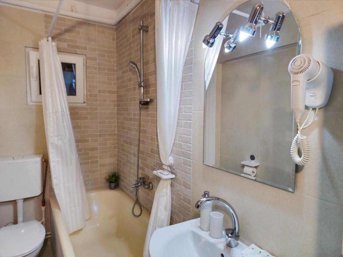 Central Park Apartment Турда Экстерьер фото